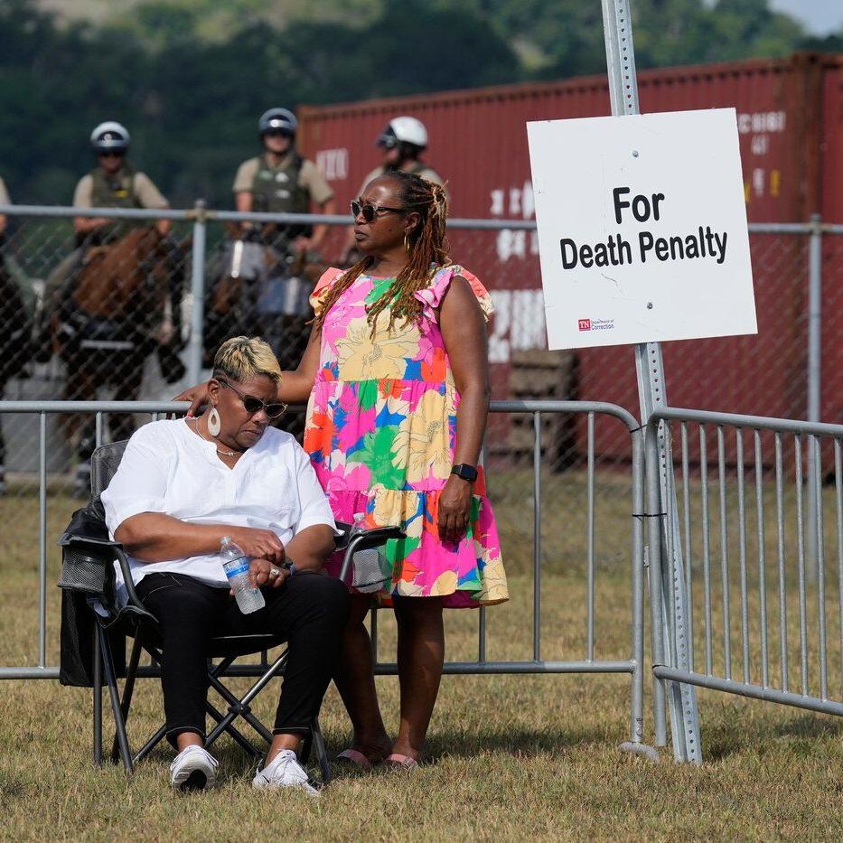 Attorney says heart device did not shock Tennessee man in execution who said he was 'hurting so bad'